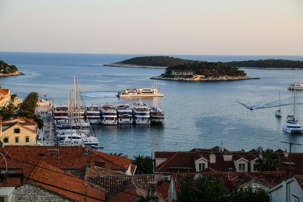 Apartments Sunset Hvar Town Exteriör bild
